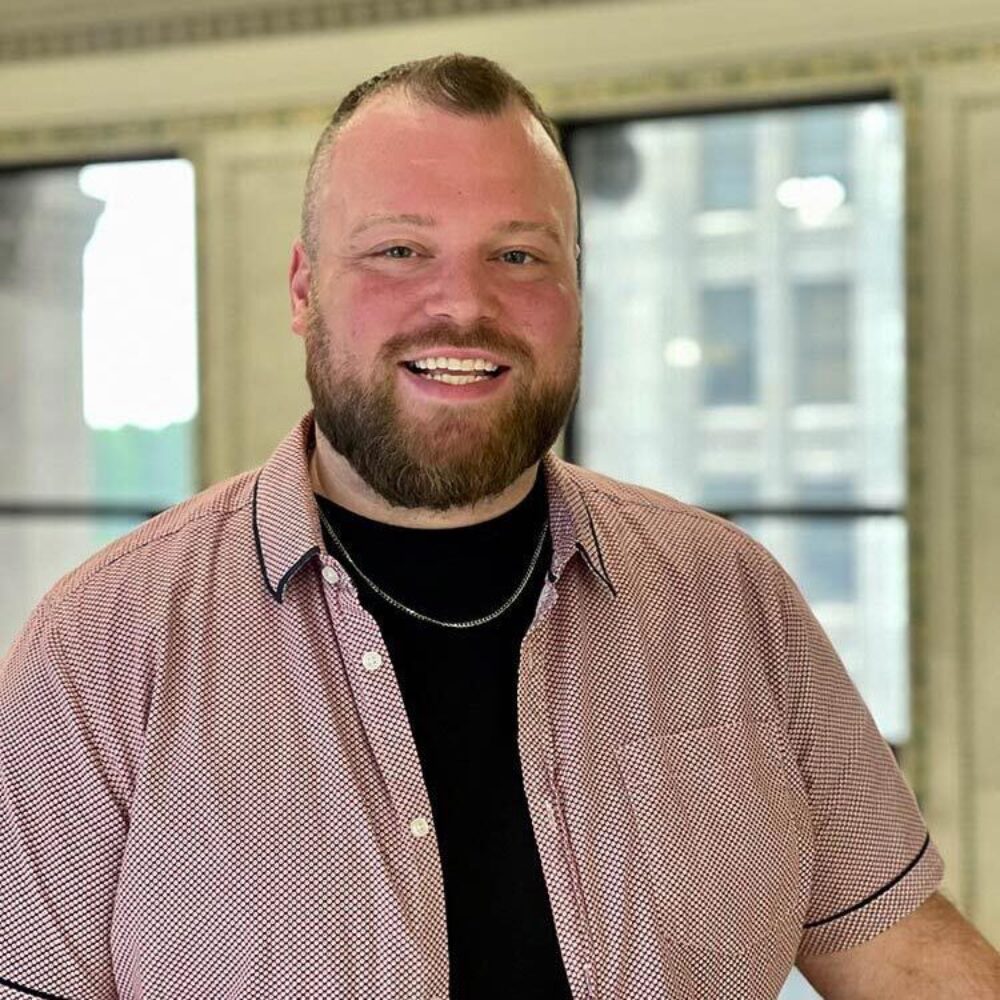 Gavin harper headshot sq