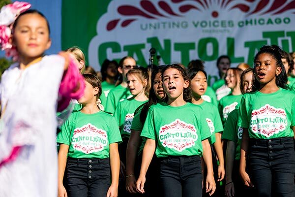 Choose chicago canto latino thumbnail